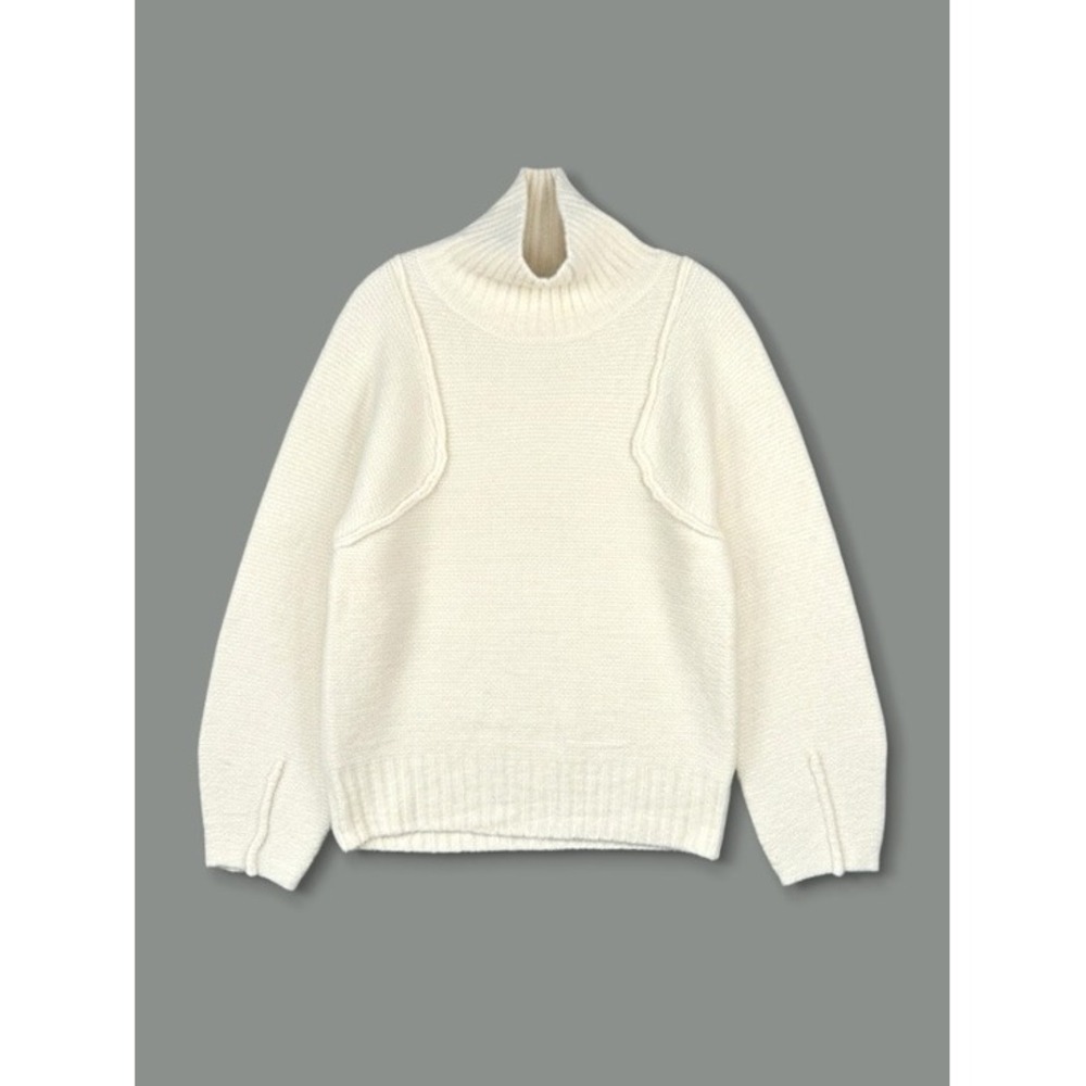 Universal Thread Fuzzy Turtleneck Sweater Size XS Winter White Shimmer Relaxed
